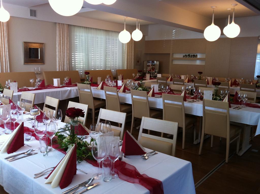Lebring Hotel-Restaurant Gollner מראה חיצוני תמונה